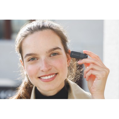 Verbatim PinStripe - Memoria USB da 32 GB - Nero